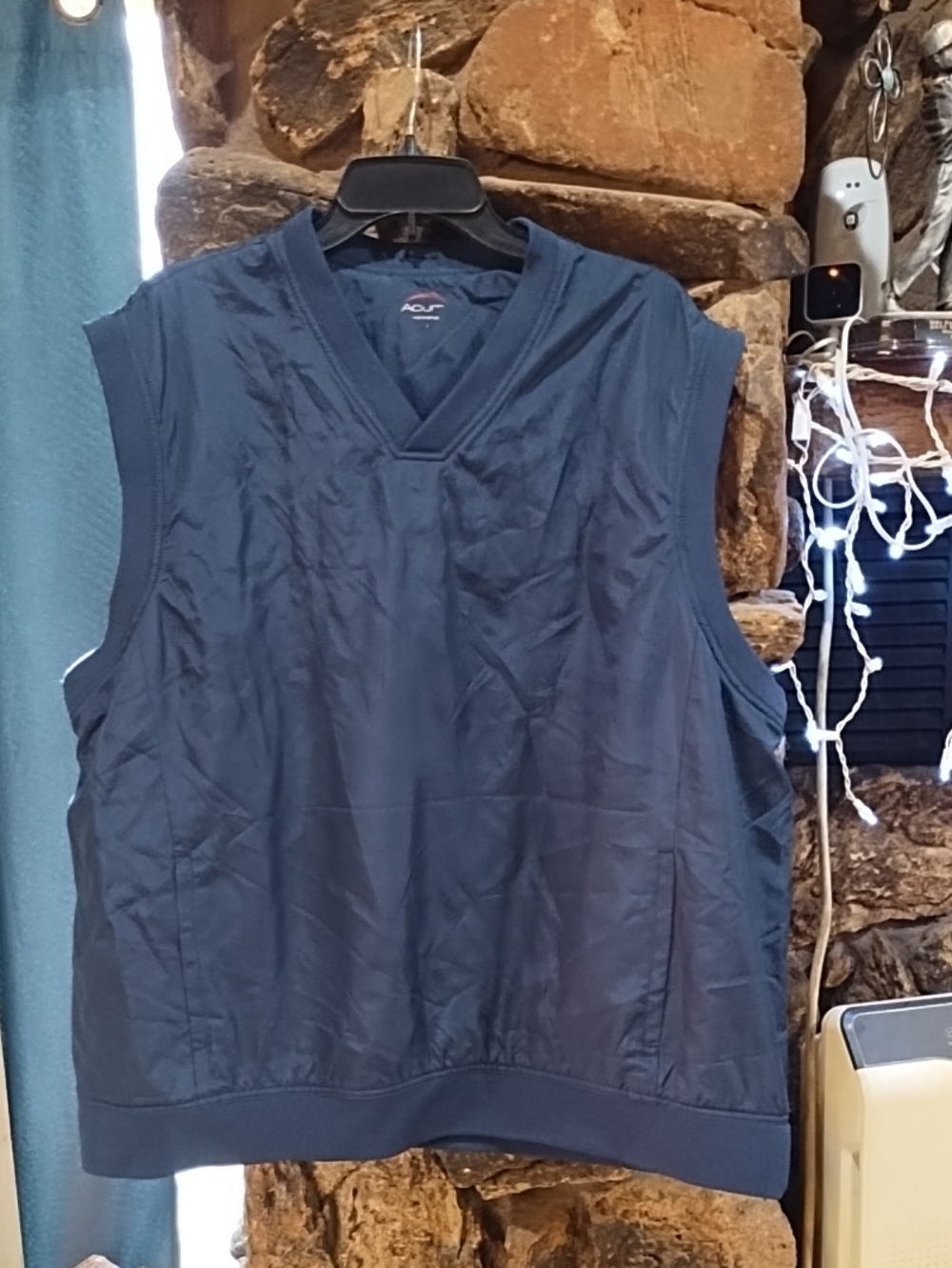 Sleeveless V-Neck Navy Pullover Vest